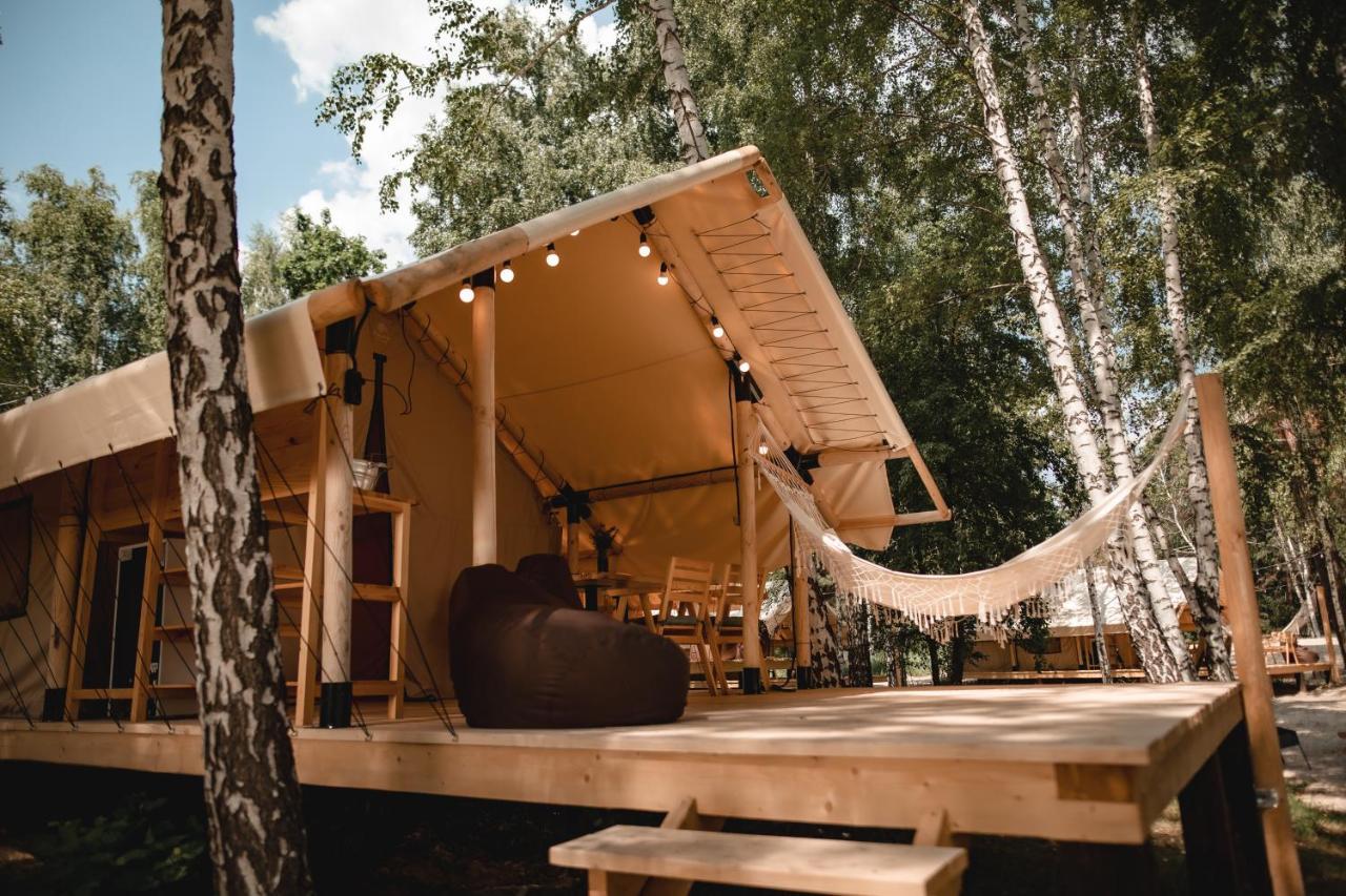 Hotel Glamping Mandra Kanev Leplyavo Zewnętrze zdjęcie